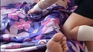 ВИРУСНОЕ ВИДЕО Мексиканская девушка тайком занимается сексом с дядей Проклятая девица пользуется утренней эрекцией! Но СТОНЫ и КРИЧКИ этой СУКИ будят Беднягу! ПОЛНОЕ ВИДЕО - порно видео