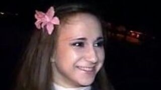 Жесткий трах на улице для тусовщицы - порно видео