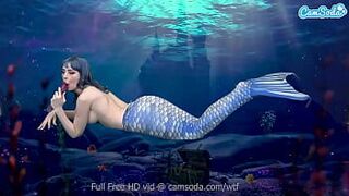 Русалка мастурбирует, пока не станет еще влажнее - порно видео