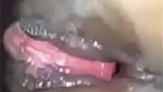 Сладкая чернокожая киска с моей девушкой - порно видео