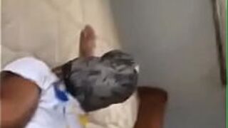 Езда на большой черной заднице - порно видео