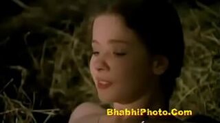 симпатичная обнаженная тинка - порно видео