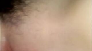 Красивая гладко выбритая киска - порно видео